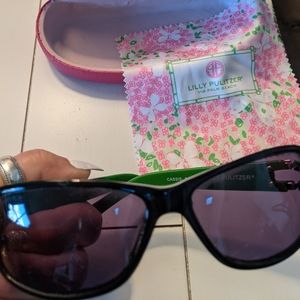 Lilly Pulitzer sunnies
